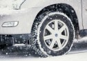 積もった雪を融かすために熱湯をかけても無駄