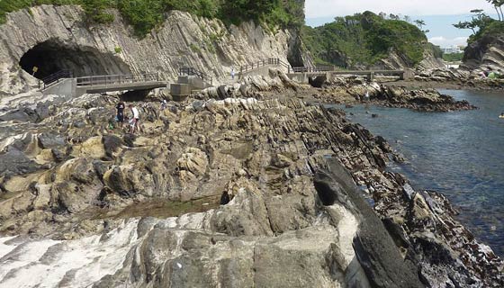 三浦半島のスコリア層